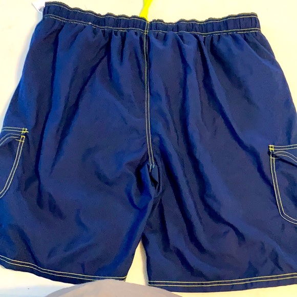 Revolution swim Trunks - Picture 2 of 4